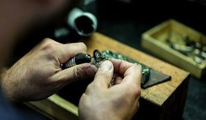 Украшения своими руками с полудрагоценными камнями — фото 2
