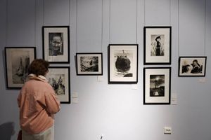 Выставка, посвященная юбилею фотографа Юрия Луганского — фото 5