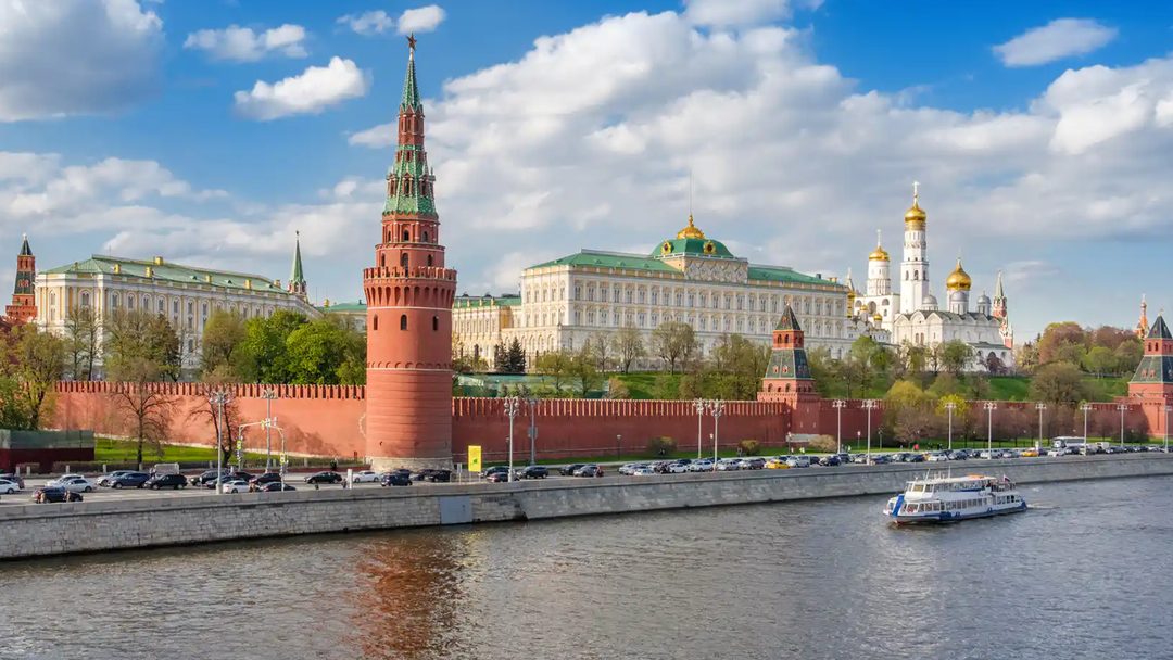 Афиша: Обзорная водная прогулка по центру на теплоходе: от причала Лужники