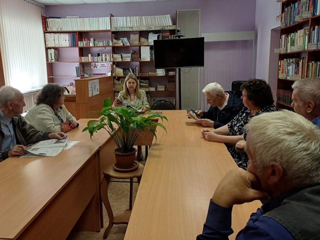 Афиша: Познавательная беседа «От мечты к открытиям»