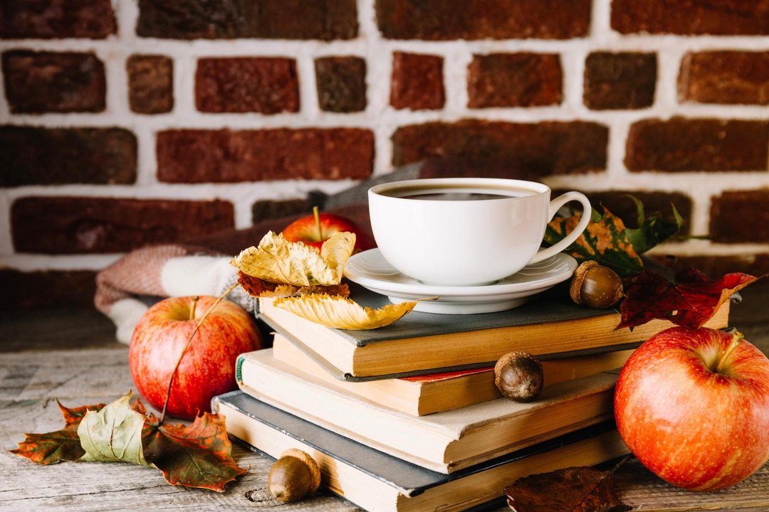 Афиша: Книжная выставка «Обретая осень»