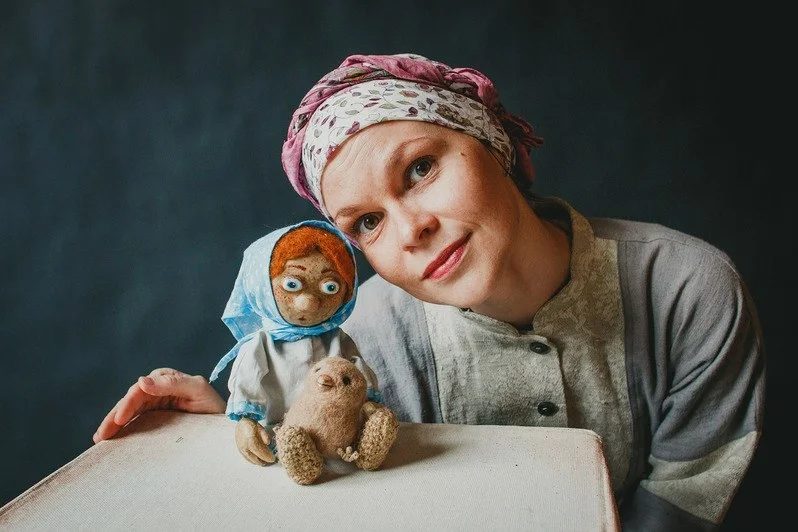 Афиша: Спектакль "Мне на месте не сидится"