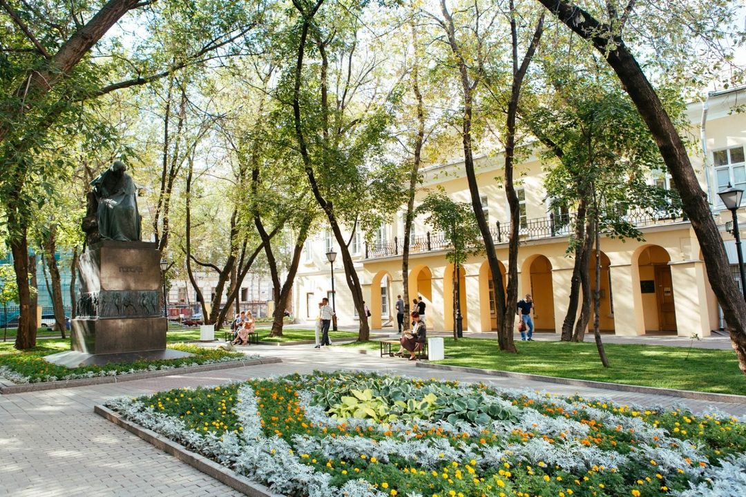 Афиша: Мемориальная экспозиция Дома Н. В. Гоголя