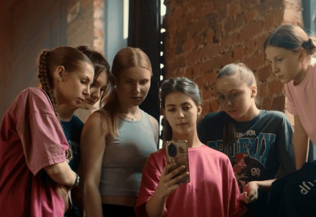 Афиша: Показ фильма «Распаковка»