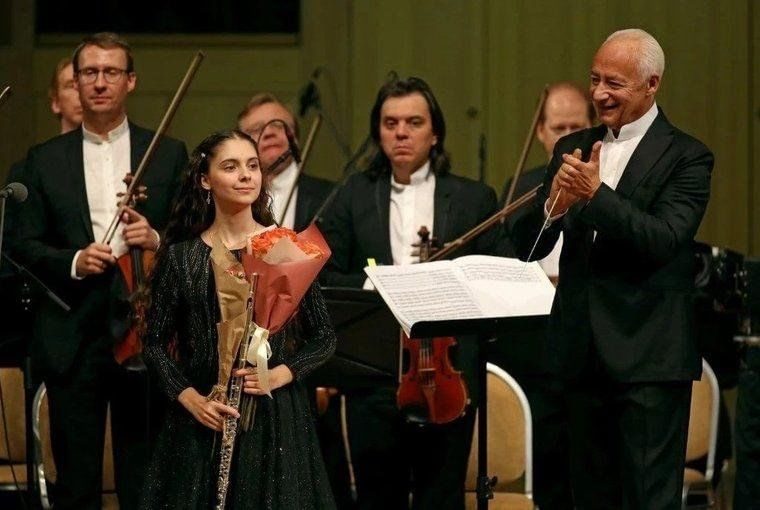 Афиша: Концерт «XXIII фестиваль «Москва встречает друзей»