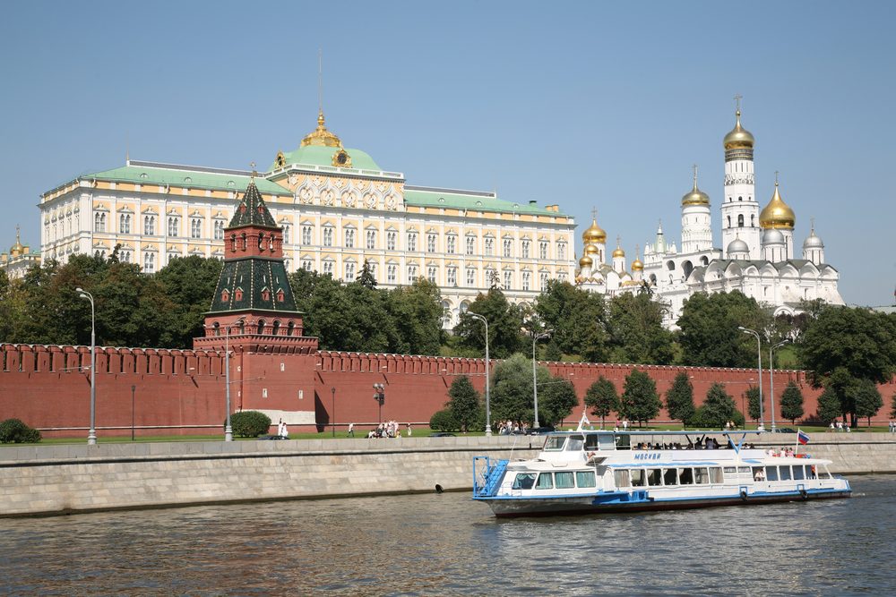 Афиша: Путешествие по Москве-реке от Нескучного сада