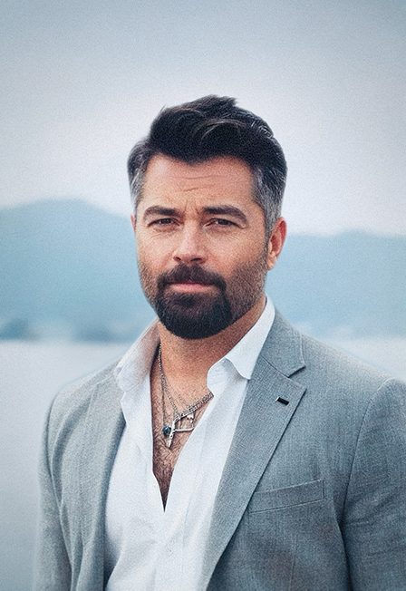 Афиша: Алексей Чумаков