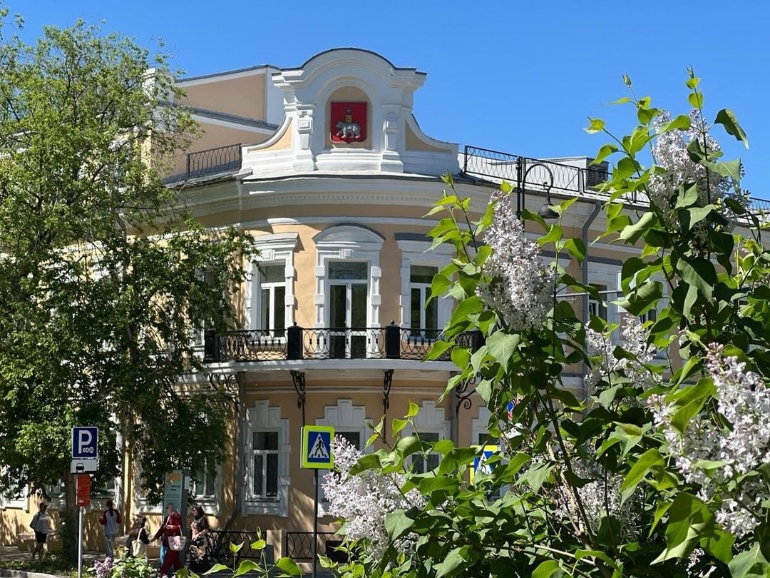 Афиша: Пешеходная экскурсия «В поисках Юрятина»