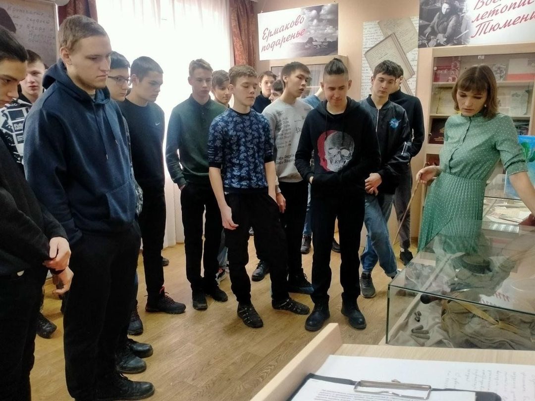 Афиша: Посещение постоянной выставочной экспозиции «Слово о солдате»