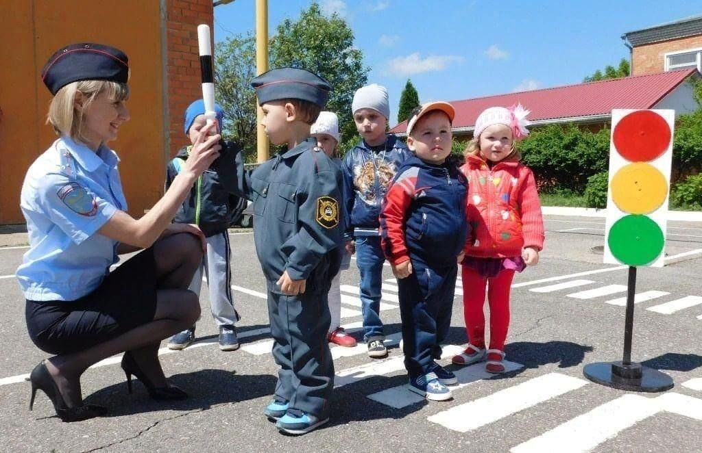 Афиша: «Путь без риска»