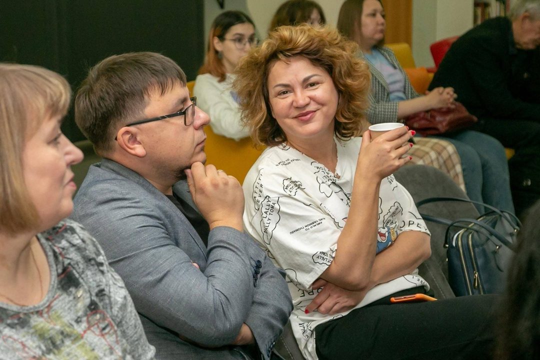 Афиша: Познавательная программа «Книга как софт: инструкция к себе и другим»