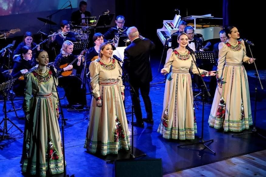 Афиша: Концерт «Клуб «Тары-бары». День российского кино»