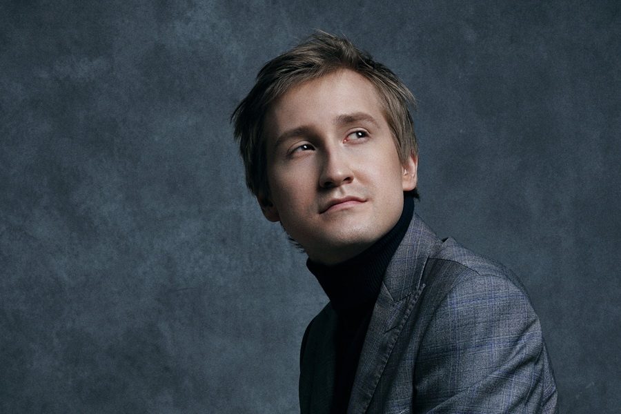 Афиша: Дмитрий Маслеев