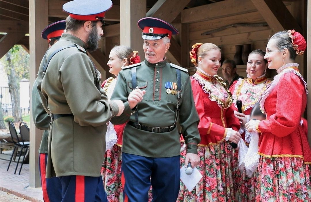 Афиша: Семейный праздник «В гостях у Саввича»