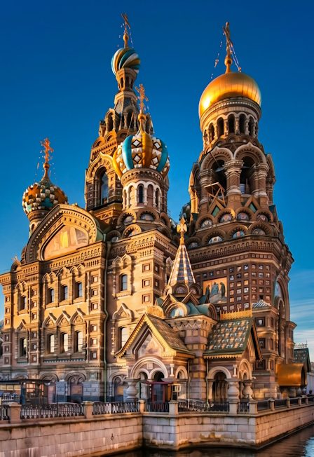 Афиша: Обзорная экскурсия по Петербургу и Лахта-Центр: старый и новый город, все локации включены