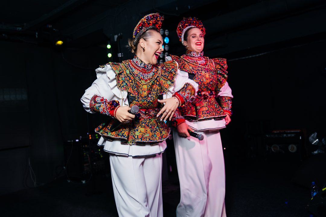 Афиша: Версия народная