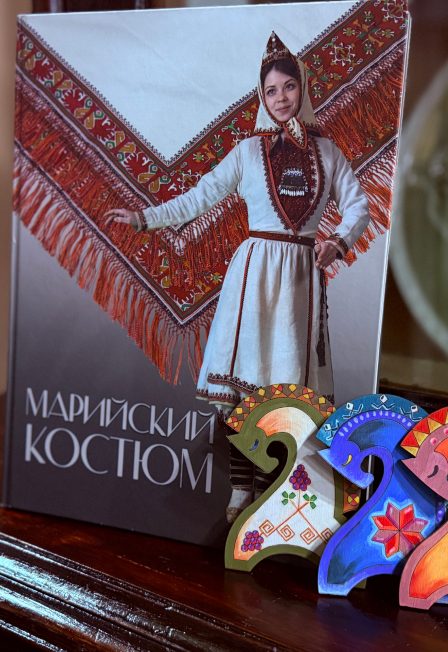 Афиша: Традиционный марийский костюм: отражение истории и культуры народа мари. Лекция-беседа