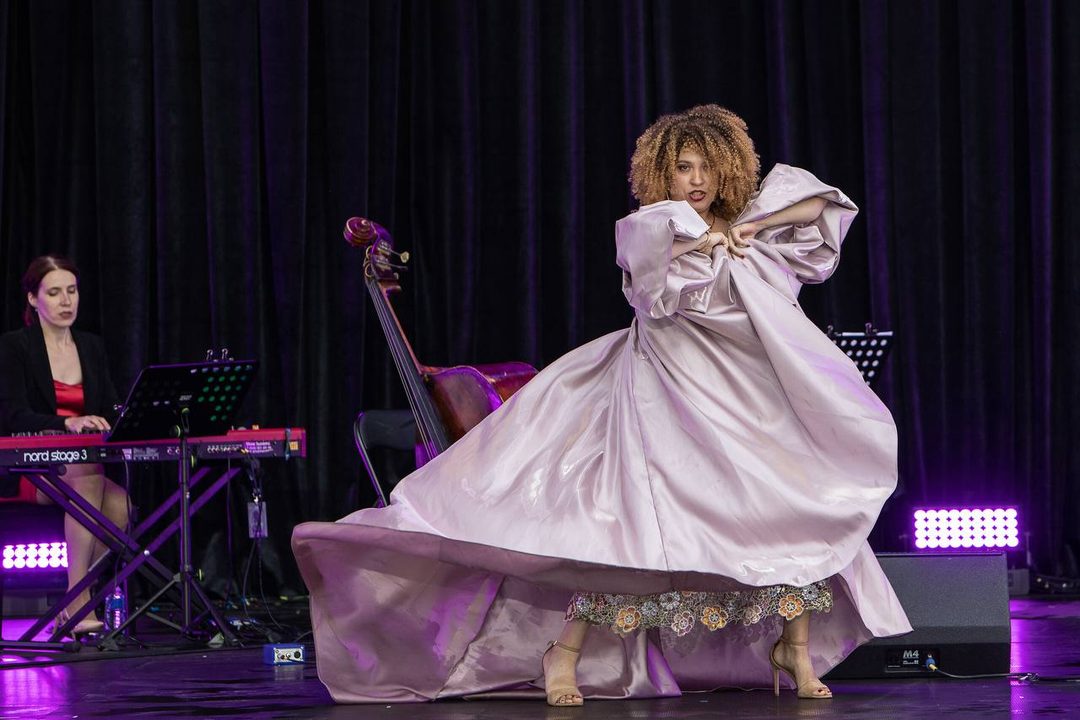 Афиша: «Мари Лаво. Jazz on Halloween» Ольга Ступина & B-Band