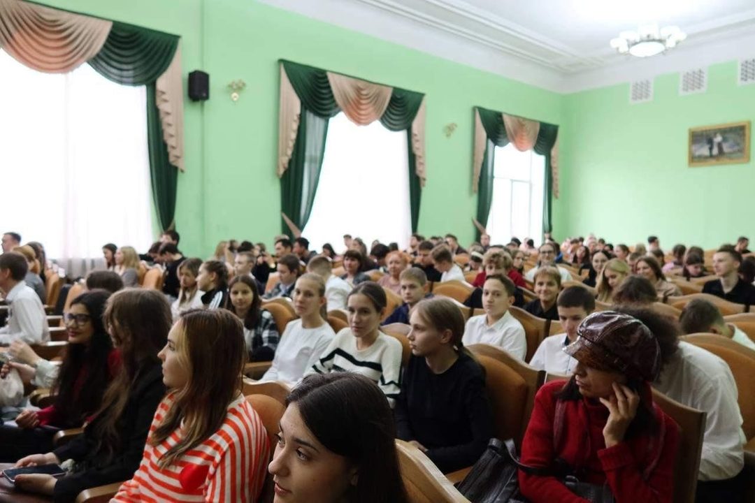 Афиша: Лекция «Монументы мужества и славы»