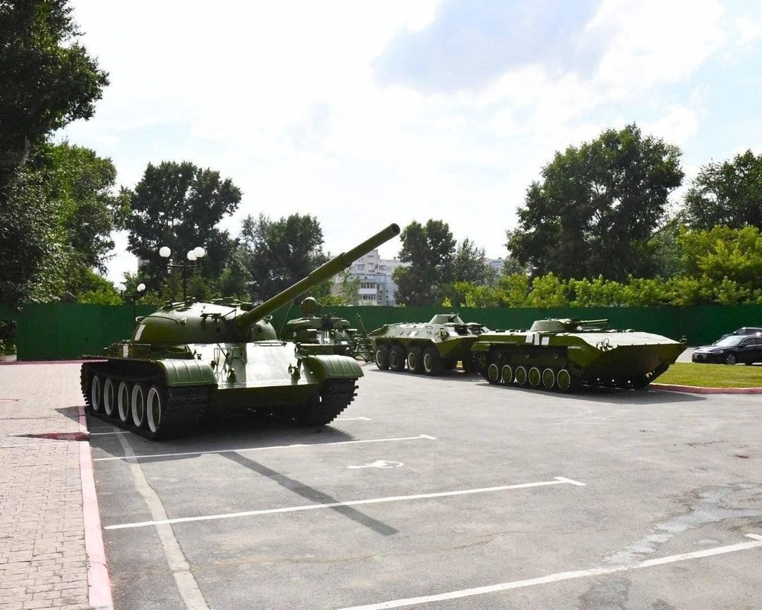 Афиша: Выставка военной техники