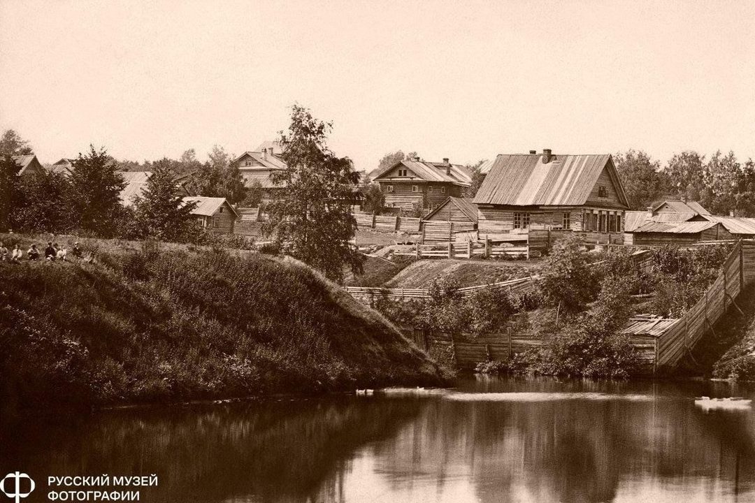 Афиша: Арт-медиация к выставке «Нижний в объективе: история в фотографиях»