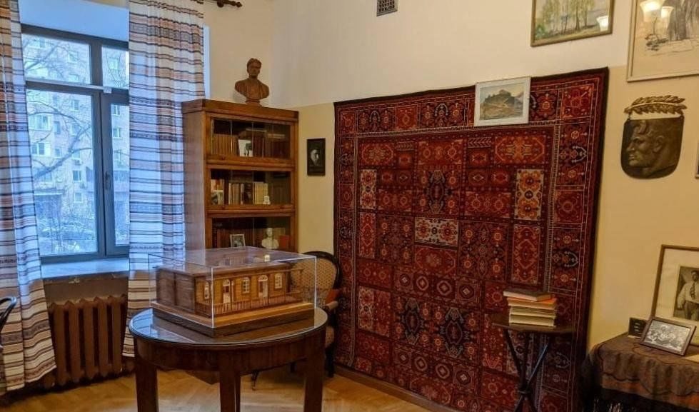 Афиша: Экспозиция музея «Квартира в Студенецком переулке»