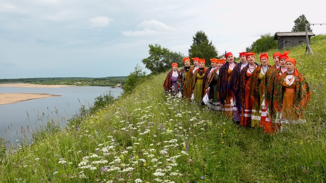 Афиша: Наша песня живет и не старится. Теплые встречи на Хитровке