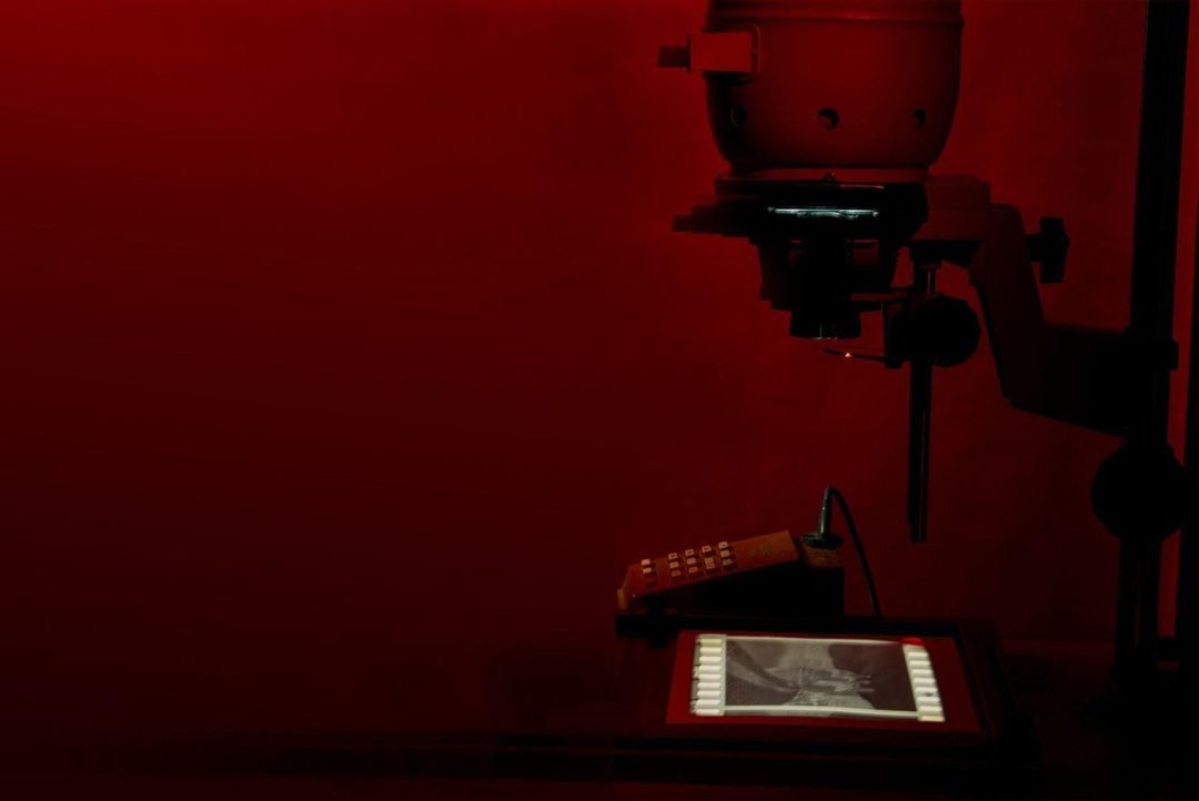 Афиша: Выставка аналоговой фотографии «8»