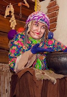 Афиша: Спектакль-экскурсия "В гостях у сказки"