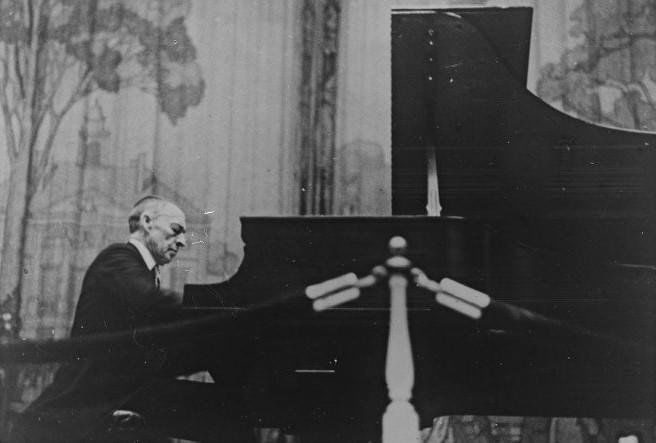 Афиша: Концерт «Сергей Рахманинов. В молчаньи ночи тайной»