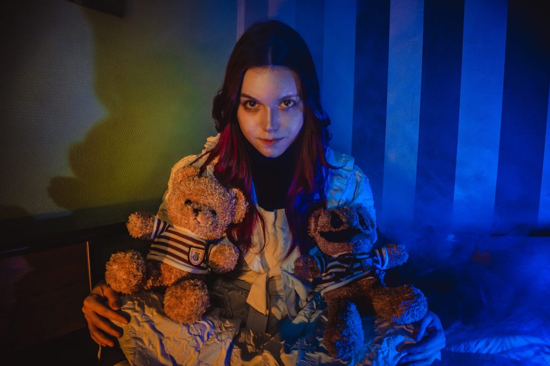 Афиша: Там кто-то есть