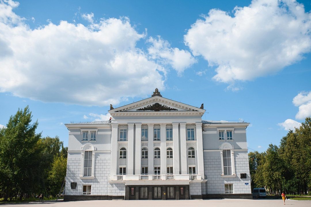 Афиша: Спектакль «Замок герцога Синяя Борода»
