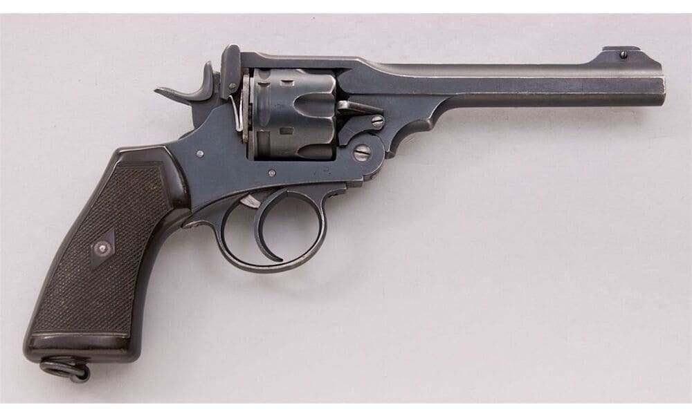 Афиша: Тематическая беседа: «Оружие союзников: британский револьвер Webley Mk VI»