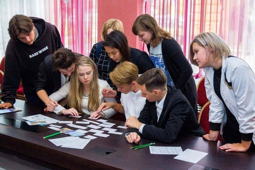 Афиша: Викторина «Знатоки искусства»