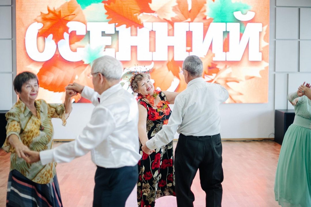 Афиша: Осенний бал в студии «Позитив»
