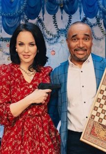 Афиша: "Хорошо, что выжил... Жаль, что из ума..."