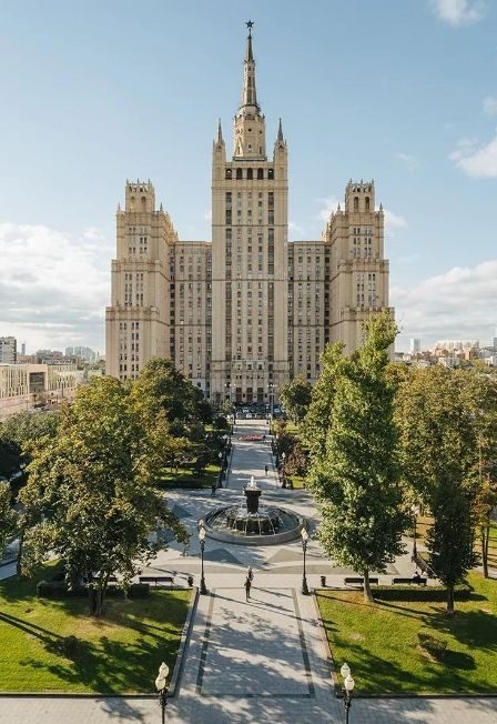 Афиша: Семь сестер: тайны московских высоток