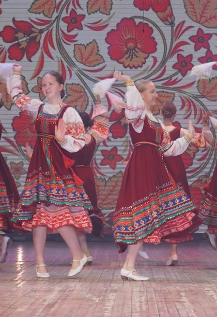 Афиша: Путешествие к аленькому цветочку. Литературный час