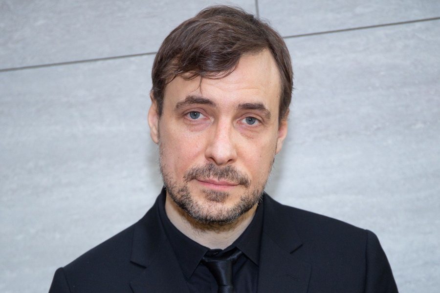 Афиша: Сказки с оркестром Ганс Христиан Андерсен. «Соловей», «Гадкий утёнок»