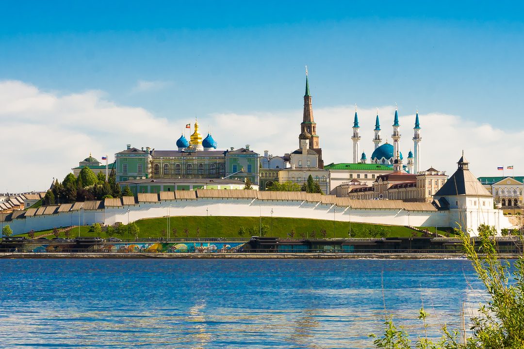 Афиша: Кремль, чаепитие с татарскими сладостями и Арбат