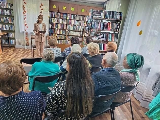 Афиша: Праздничный огонек «И долгих лет счастья»