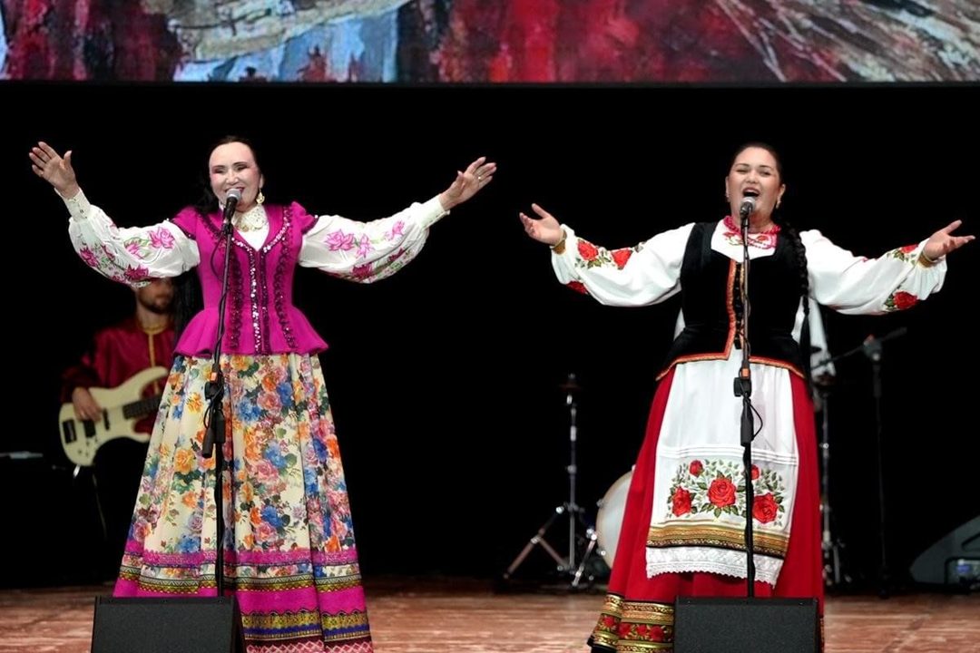 Афиша: Концерт «Золотой песенный фонд»