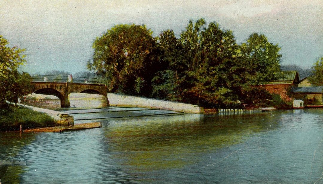 Афиша: Экскурсия по выставке «Дача. Велосипед. Девушка. К 155-летию писателя Леонида Андреева»