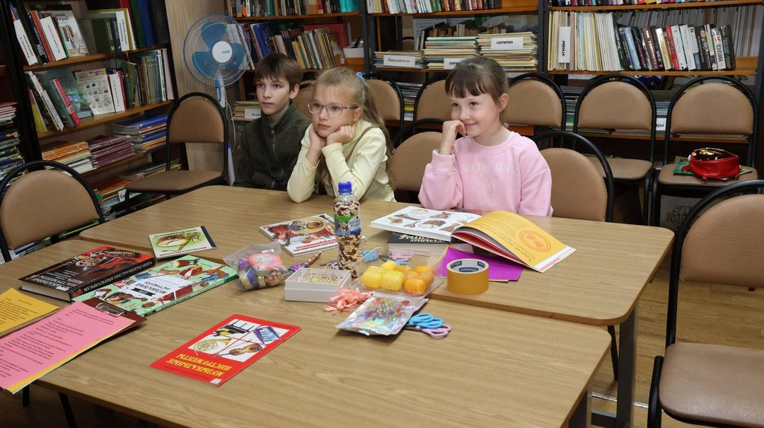 Афиша: Медиабеседа «В поисках сокровищ: из истории кладов» с мастер-классом