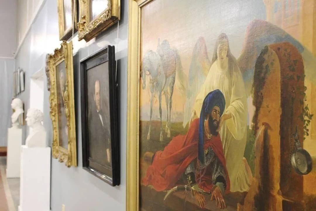 Афиша: Экскурсия по выставке «Сокровища русского искусства»