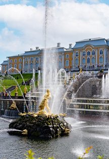 Афиша: Дворцы и фонтаны Петергофа. Автобус + метеор