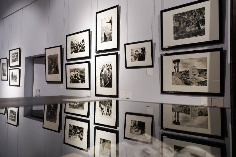 Афиша: Выставка, посвященная юбилею фотографа Юрия Луганского