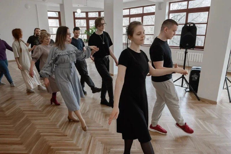 Афиша: Класс по бытовому городскому танцу