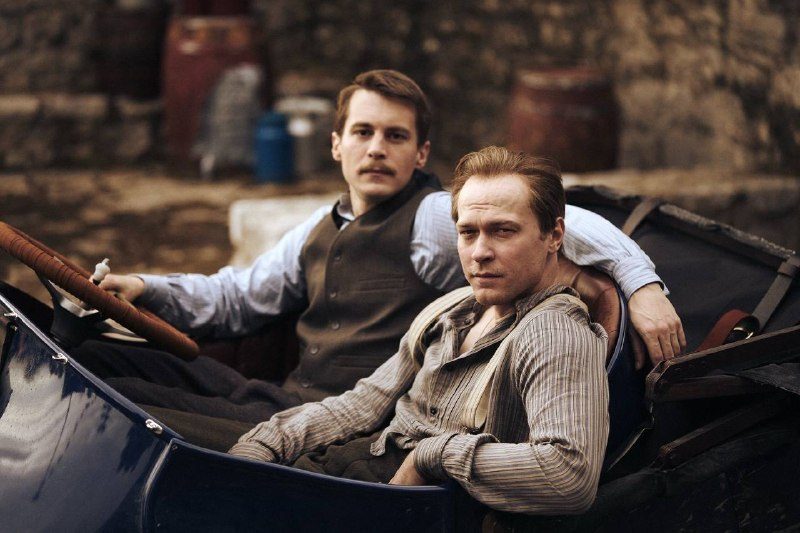 Афиша: Премьера фильма «Битва моторов»