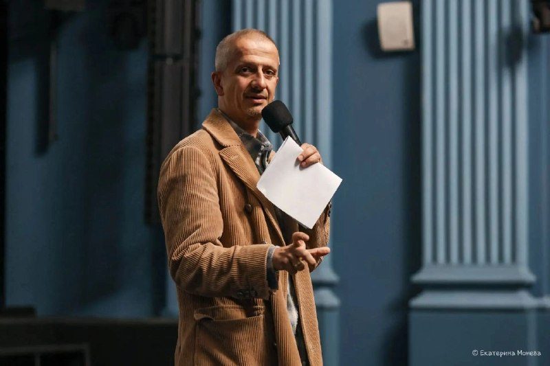Афиша: Встреча с Константином Богомоловым после спектакля «Космический ветер, или Мраморная девочка»